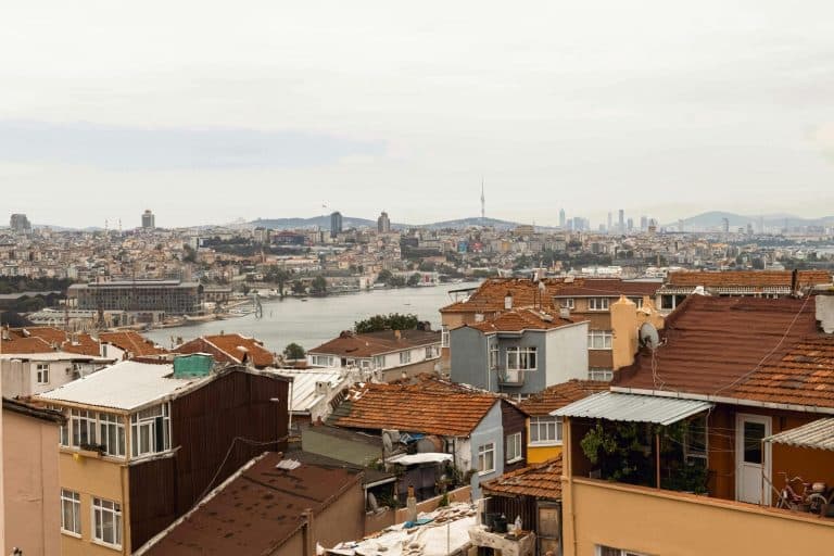 Neighborhood Amenities That Attract Buyers