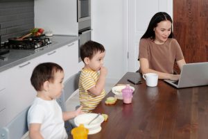 Food Waste Reduction Technology: Apps and Gadgets Minimizing Kitchen Waste