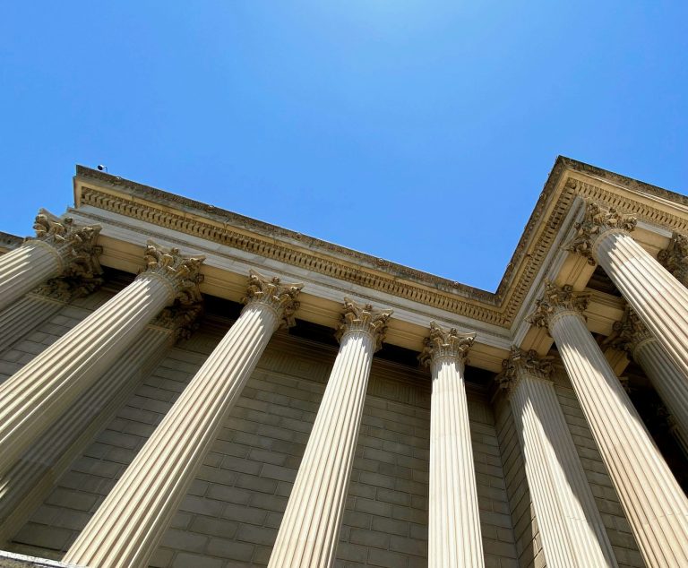 Legal Issues in the World of Virtual Assets